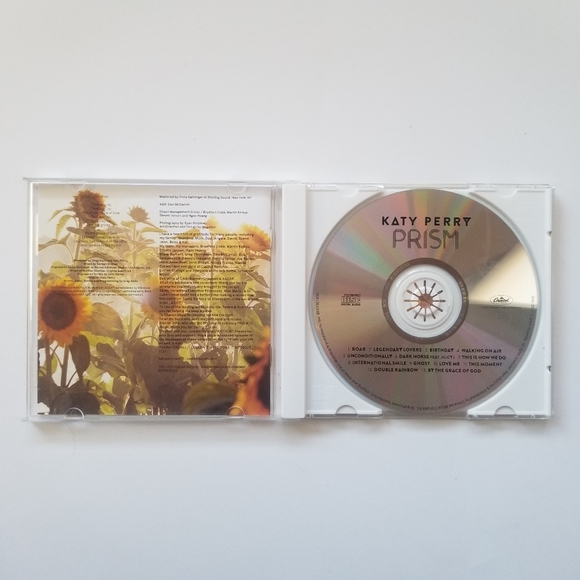 Katy Perry- Prism Album CD 💿3/$35+Free Shipping!🚚 - Picture 4 of 5